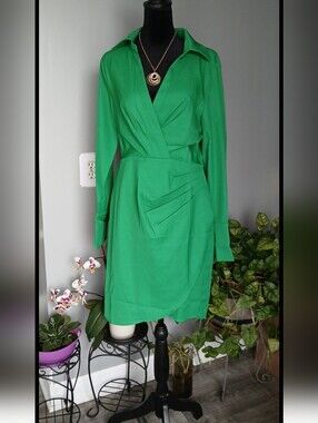 Green Wrap-Style Long Sleeve Dress